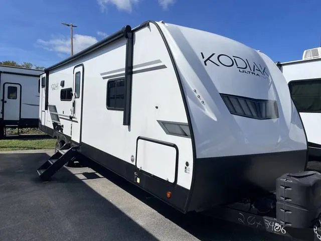 2022 Dutchmen KODIAK 296BHSL — front three-quarter view
