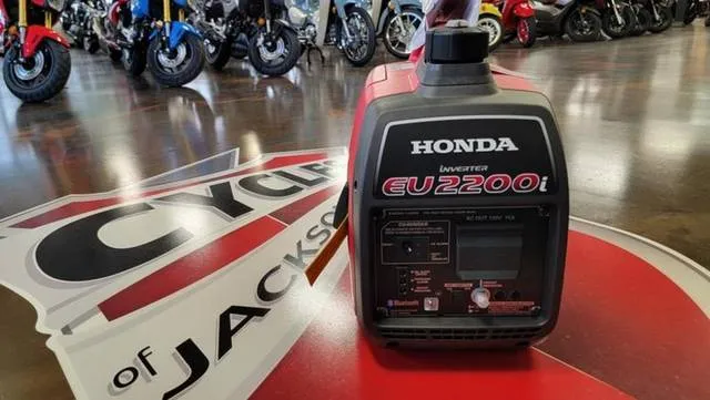2025 Honda Power Generators EU2200ITAN — front three-quarter view