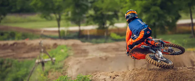 2026 KTM 85 SX 19/16 — front three-quarter view