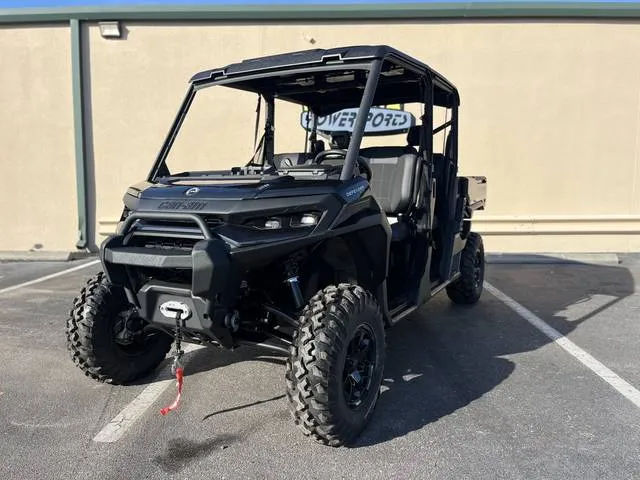 2026 Can-Am® Defender MAX XT HD11 — front three-quarter view
