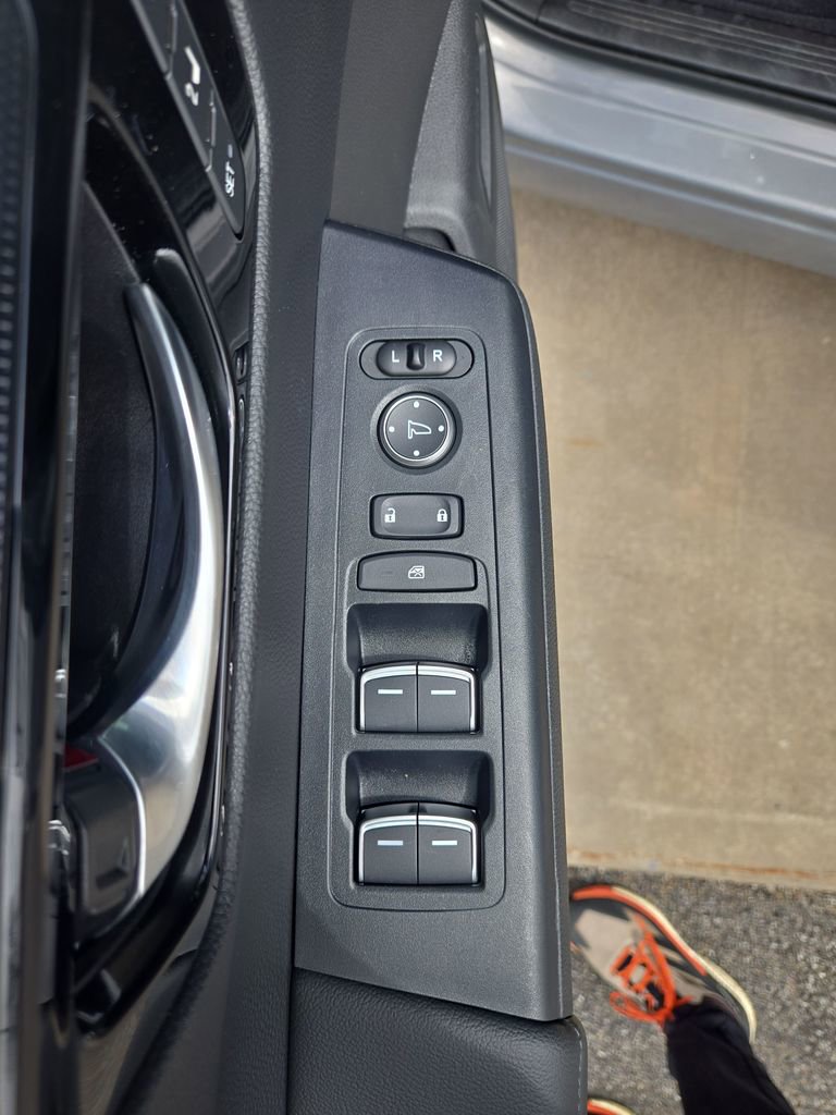 2024 Honda CR-V EX-L — photo 13 view