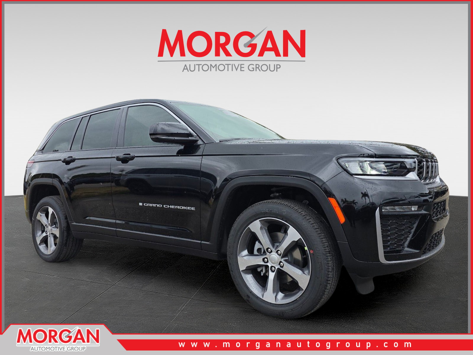 2026 Jeep Grand Cherokee Limited in Black — front three-quarter view