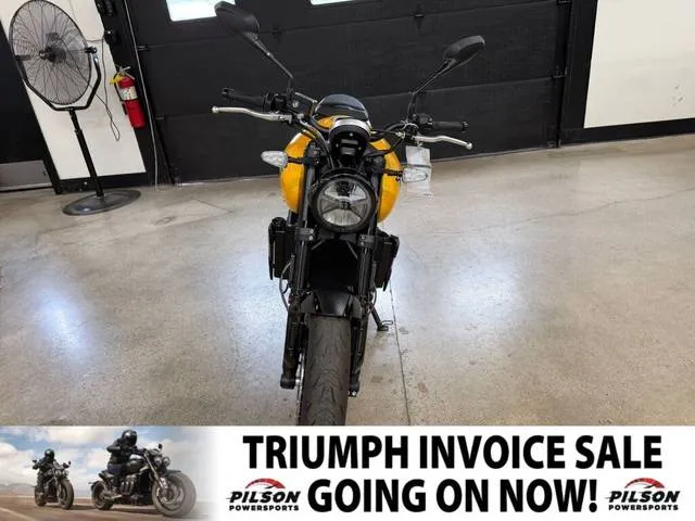 2026 Triumph Trident 660 Cosmic yellow — front three-quarter view
