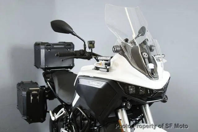 2024 Zero DSRP 15.6 — front three-quarter view