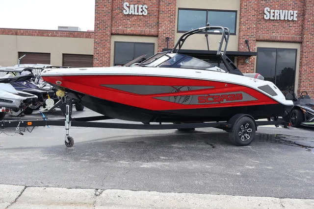 2025 Scarab 215 LX — front three-quarter view