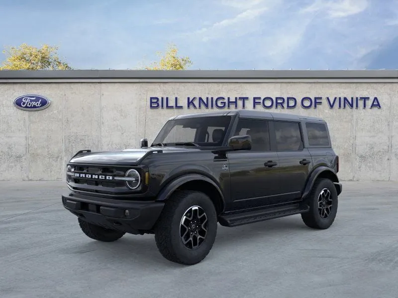 2026 Ford Bronco Outer Banks in Shadow Black — front three-quarter view