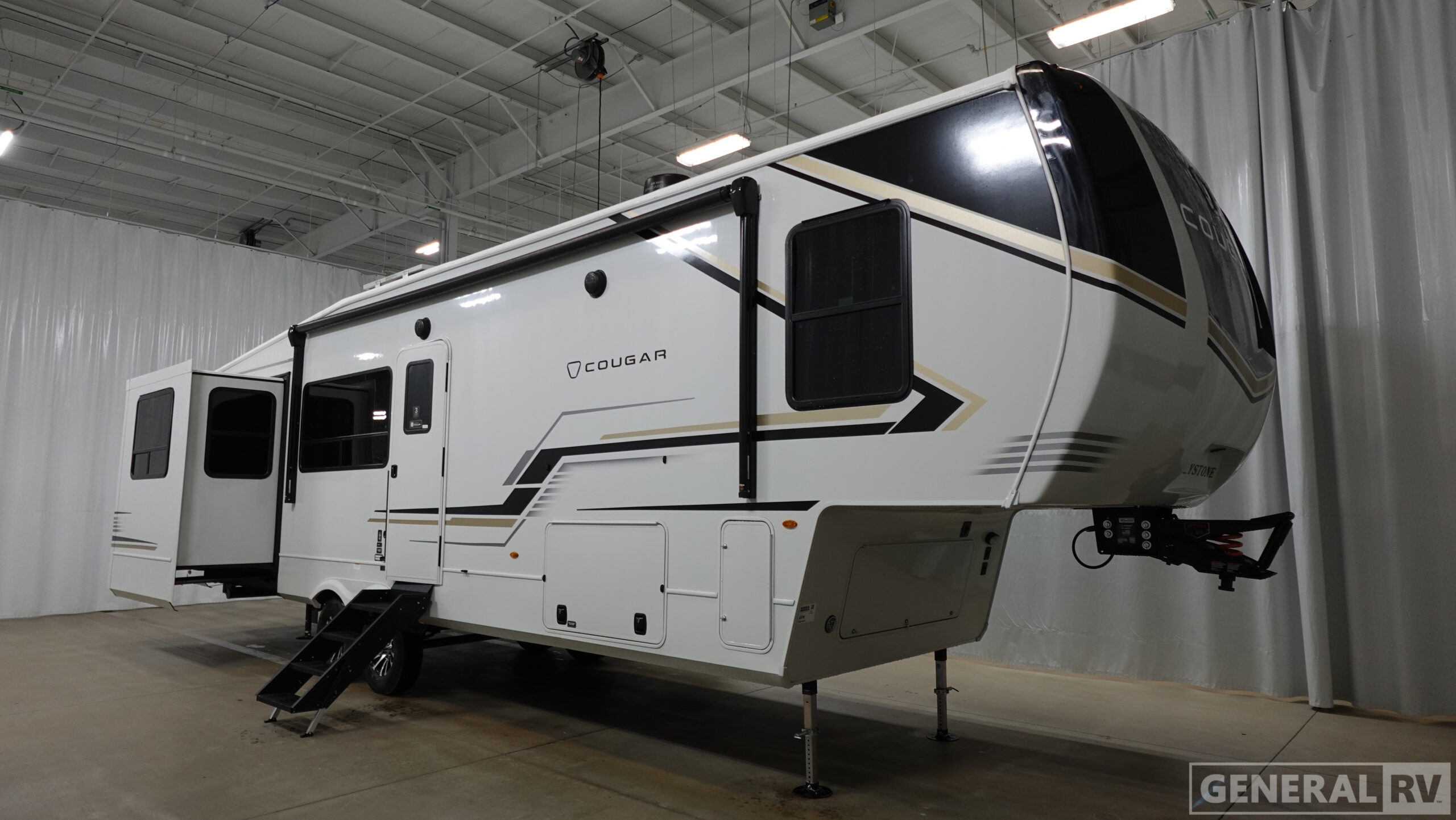 2026 Keystone Cougar — front three-quarter view
