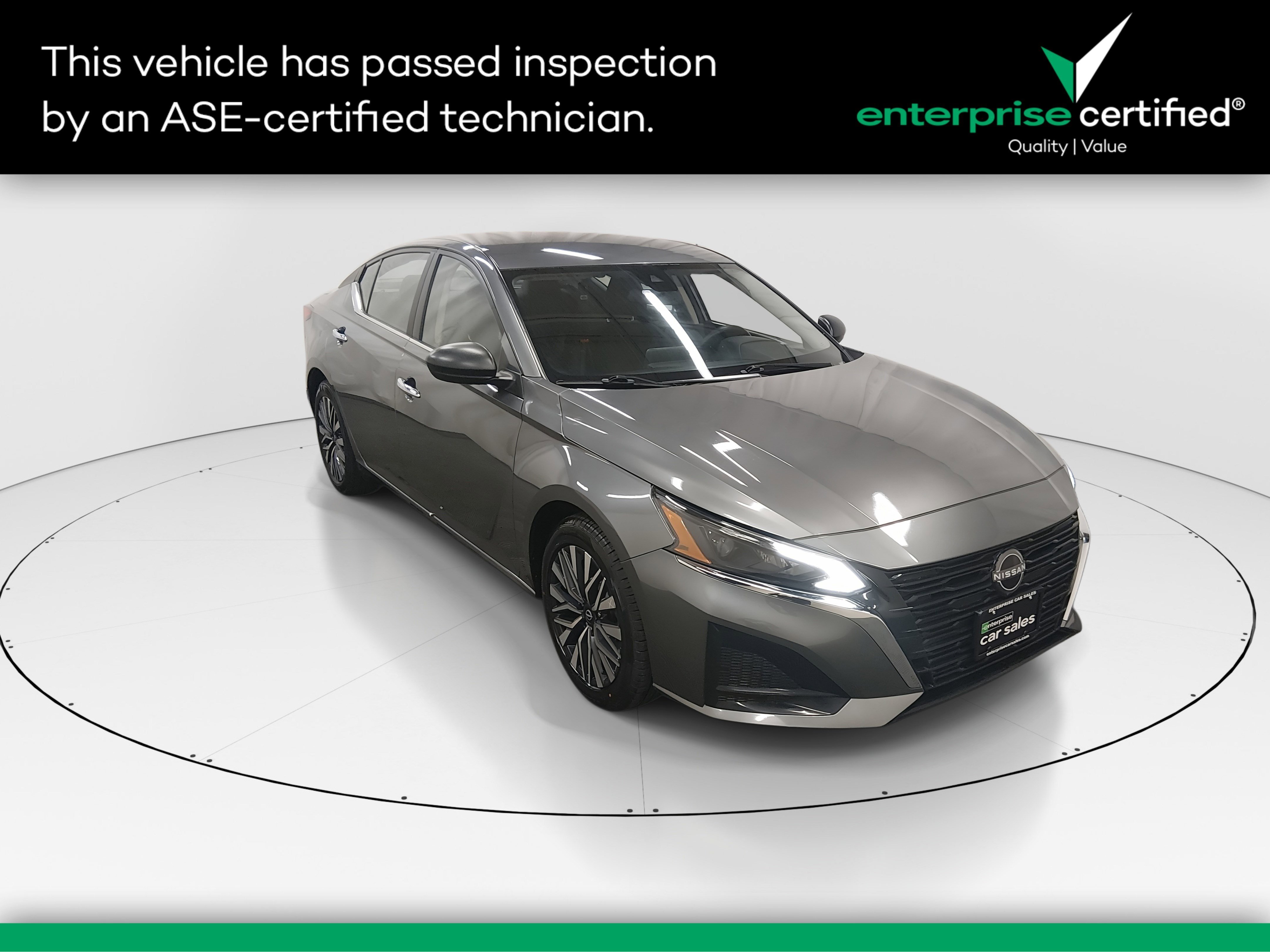 2024 Nissan Altima 2.5 SV Sedan — front three-quarter view