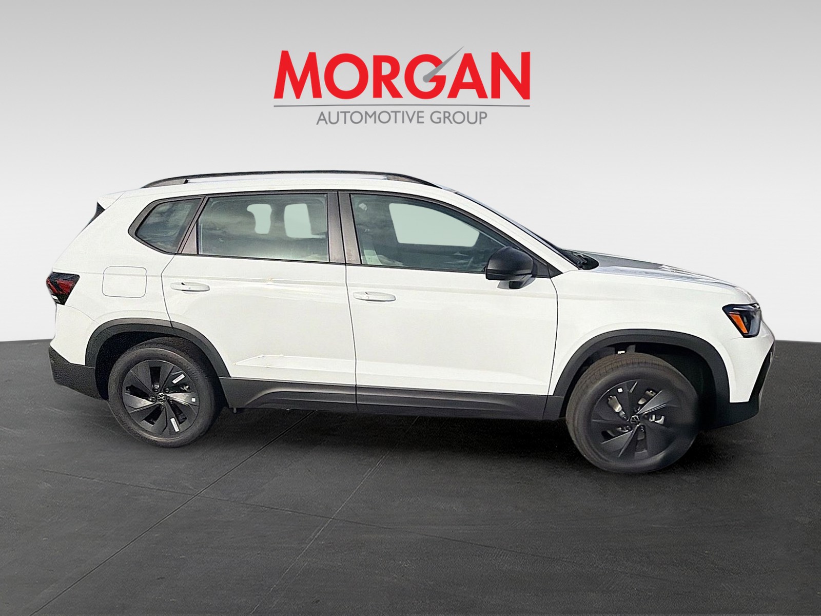 2026 Volkswagen Taos — photo 8 view
