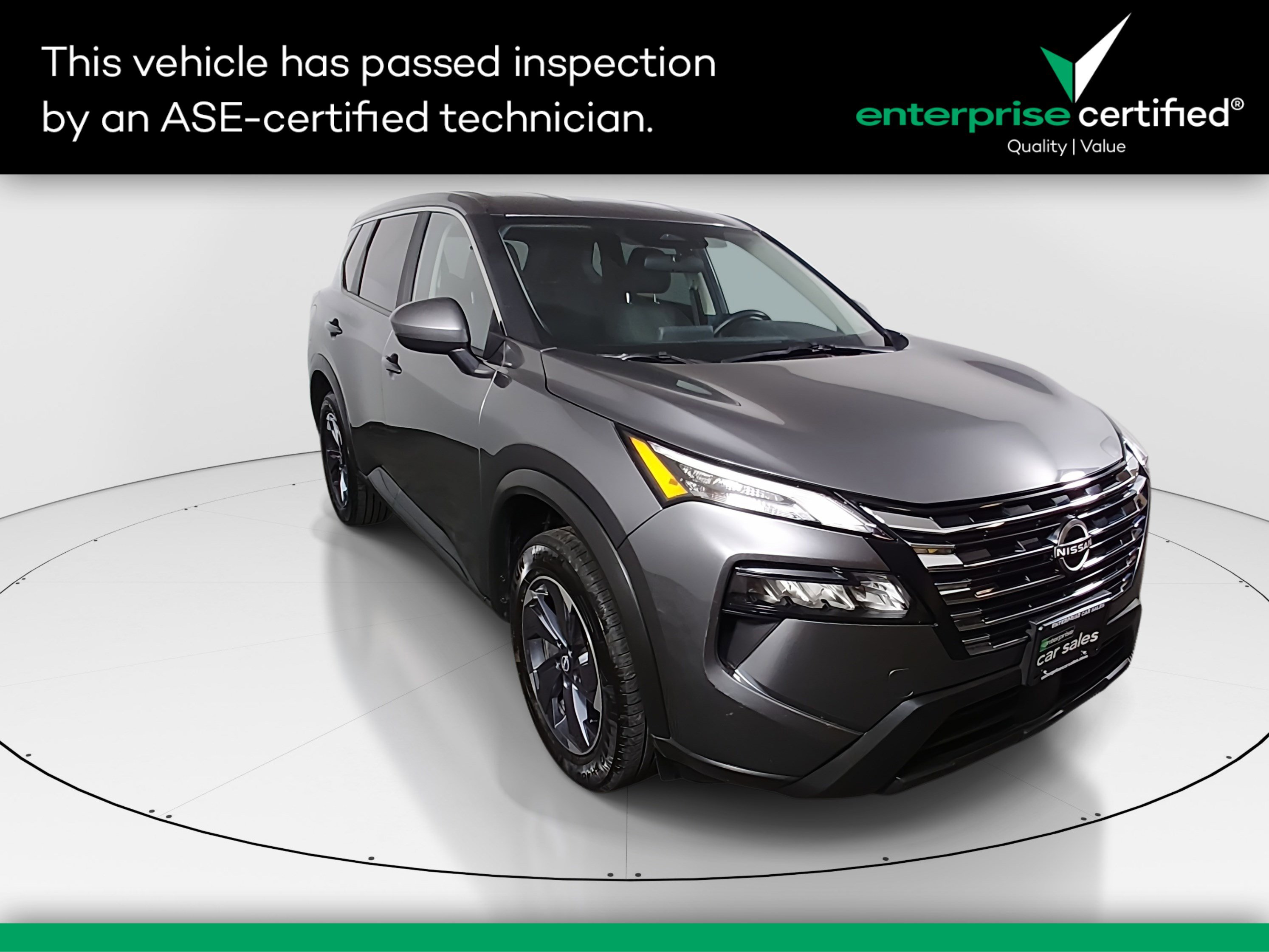 2025 Nissan Rogue FWD SV — front three-quarter view