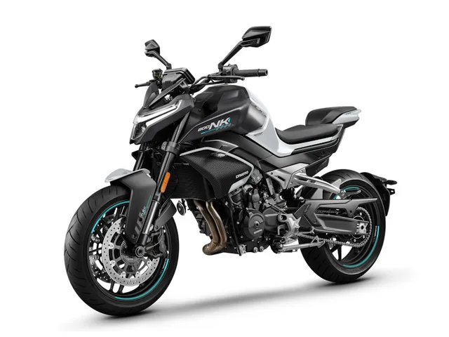 2026 CFMOTO 800NK — front three-quarter view