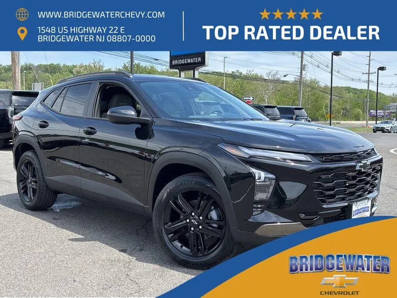 2026 Chevrolet Trax ACTIV in Mosaic Black Metallic — front three-quarter view