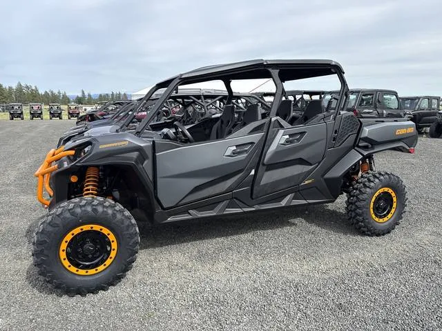 2026 Can-Am® Commander MAX XT-P — front three-quarter view