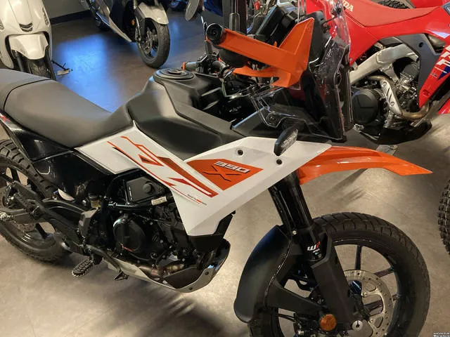 2026 KTM 390R — front three-quarter view