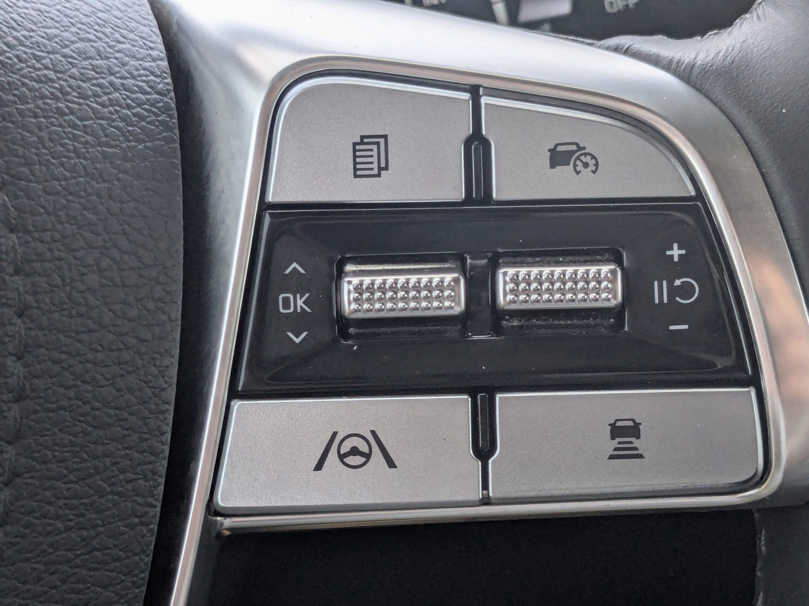 2023 Kia Telluride — photo 34 view