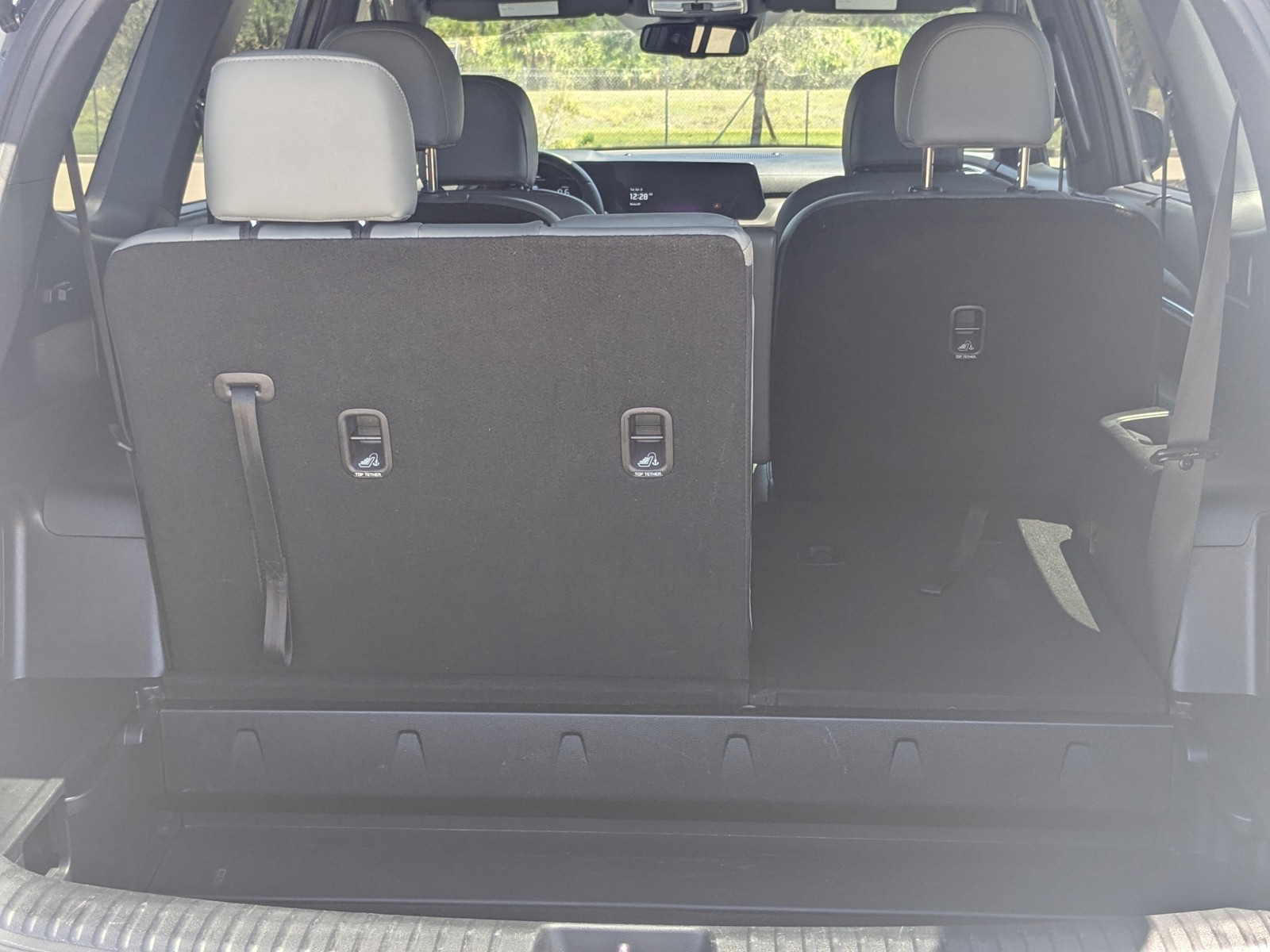 2023 Kia Telluride — photo 13 view