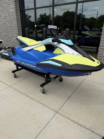 2026 Yamaha JetBlaster PRO 2-Up — front three-quarter view