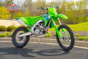 2026 Kawasaki KX™450X — front three-quarter view
