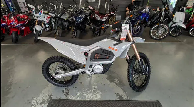 2026 Kayo eC2i — front three-quarter view