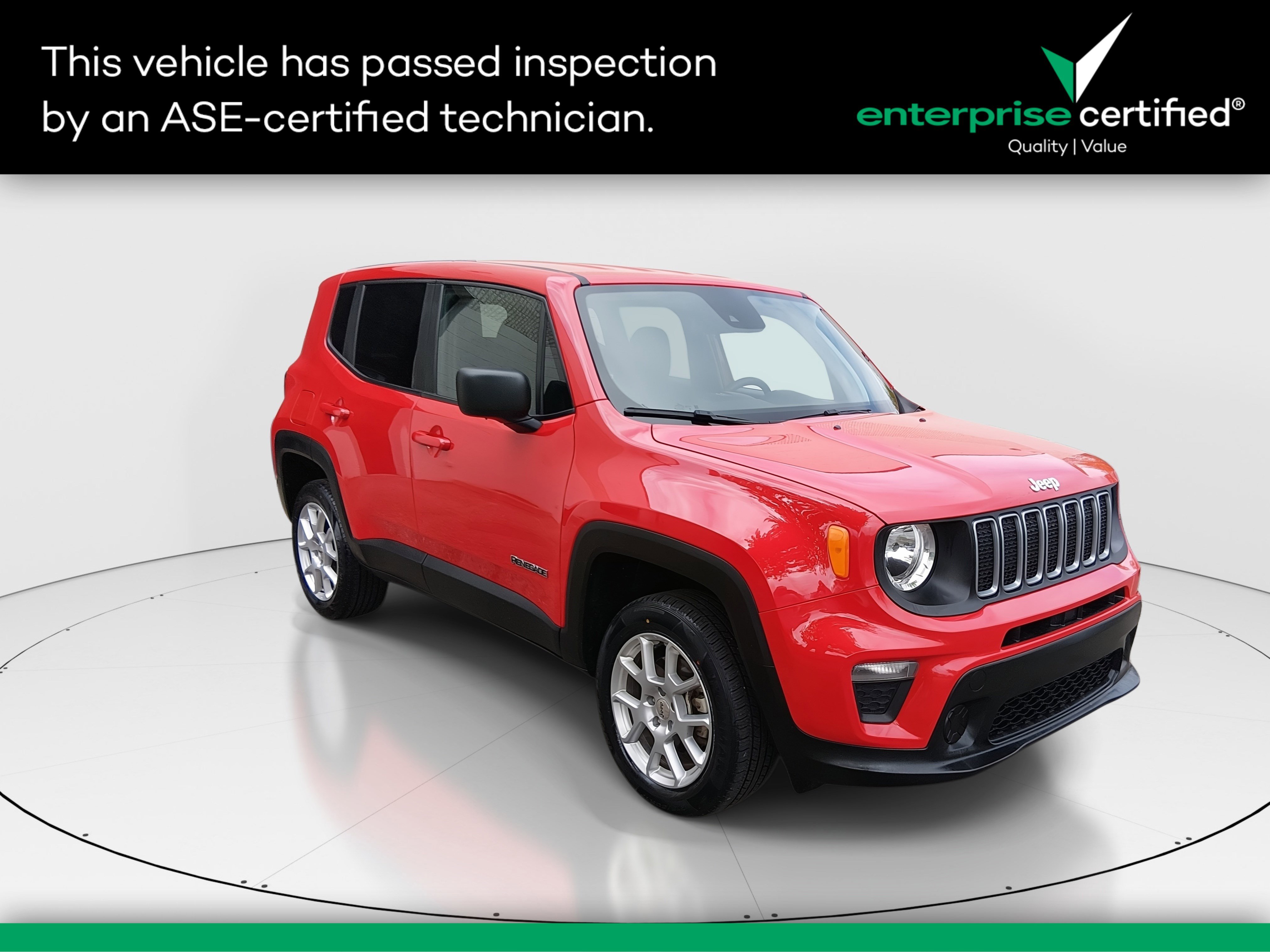 2023 Jeep Renegade Latitude 4x4 — front three-quarter view