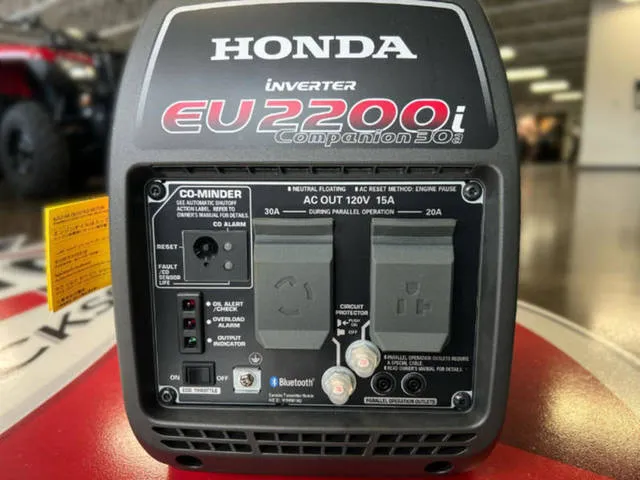 2025 Honda Power EU2200TAN1 — front three-quarter view