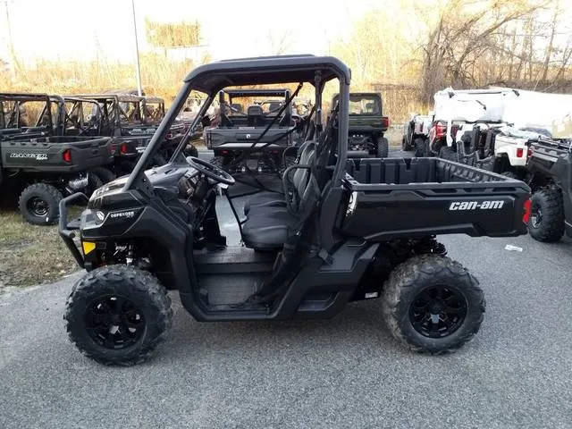 2026 Can-Am® Defender XT HD9 — front three-quarter view