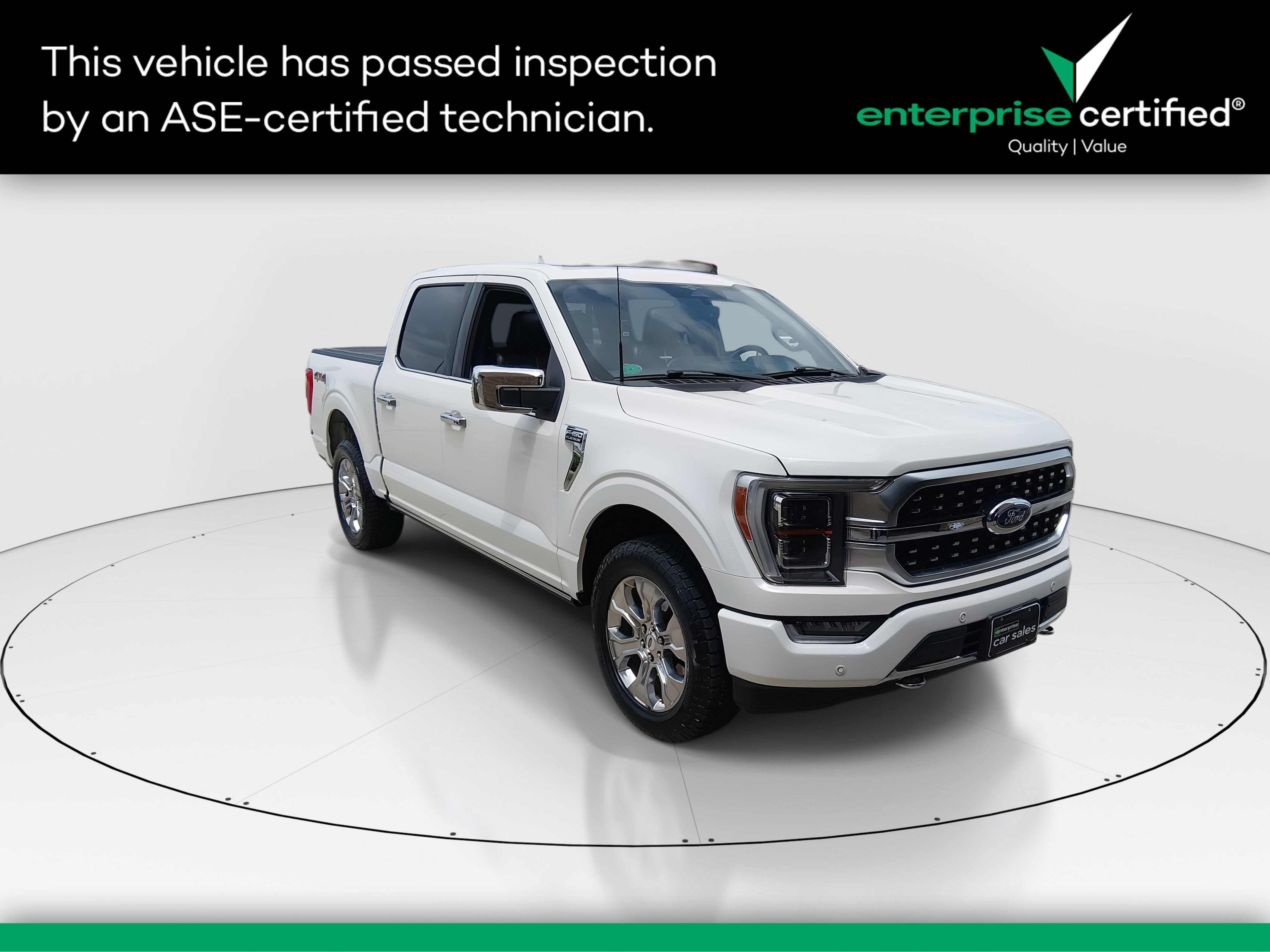2023 Ford F-150 XL 4WD SuperCrew 5.5' Box — front three-quarter view