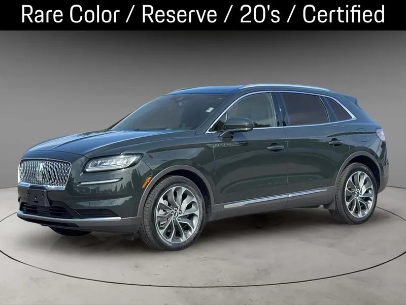 2022 Lincoln Nautilus Reserve in Gilded Green Metallic Clearcoat — front three-quarter view