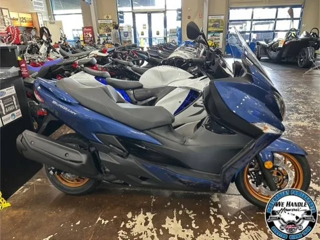 2026 Suzuki Burgman 400 — front three-quarter view