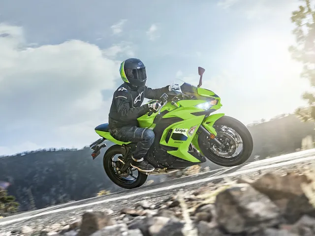 2026 Kawasaki Ninja® 650 ABS — front three-quarter view