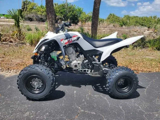 2026 Yamaha Raptor 700 — front three-quarter view