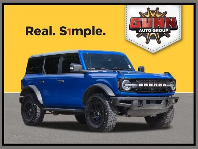 2024 Ford Bronco Wildtrak in Blue — front three-quarter view