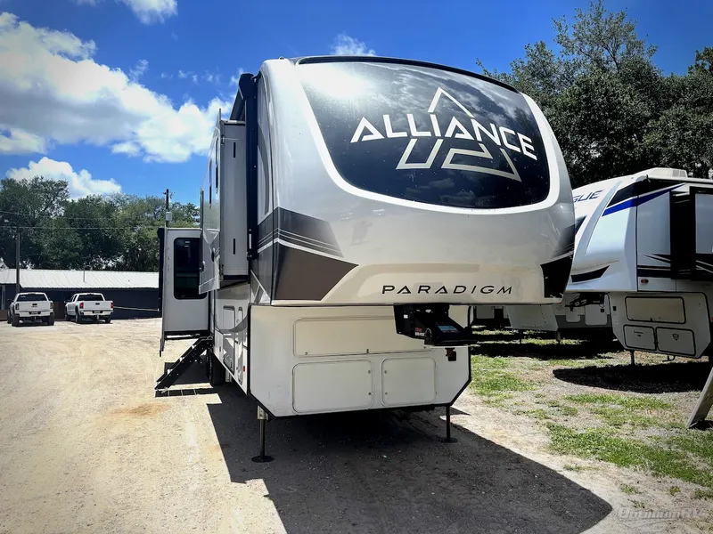 2024 Skyline Alliance — front three-quarter view