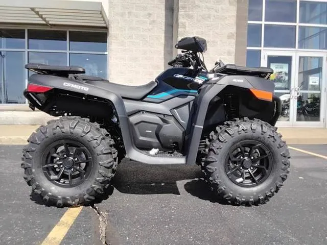 2026 CFMOTO CFORCE 600 — front three-quarter view