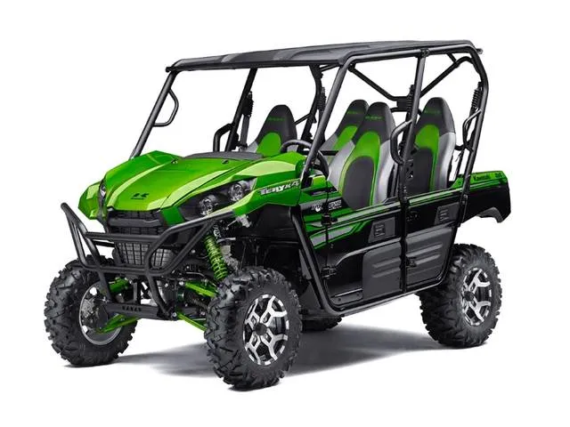 2017 Kawasaki Teryx4™ LE — front three-quarter view