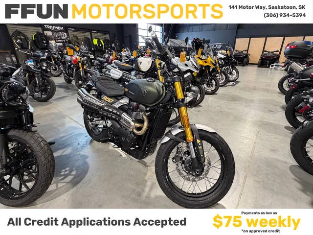 2026 Triumph SCRAMBLER 900 — front three-quarter view