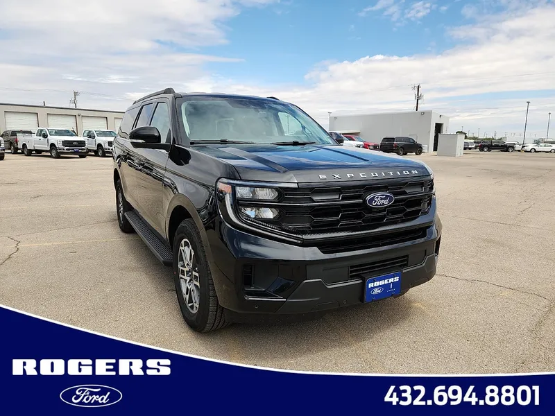 2026 Ford Expedition Max Active in Agate Black Metallic — front three-quarter view