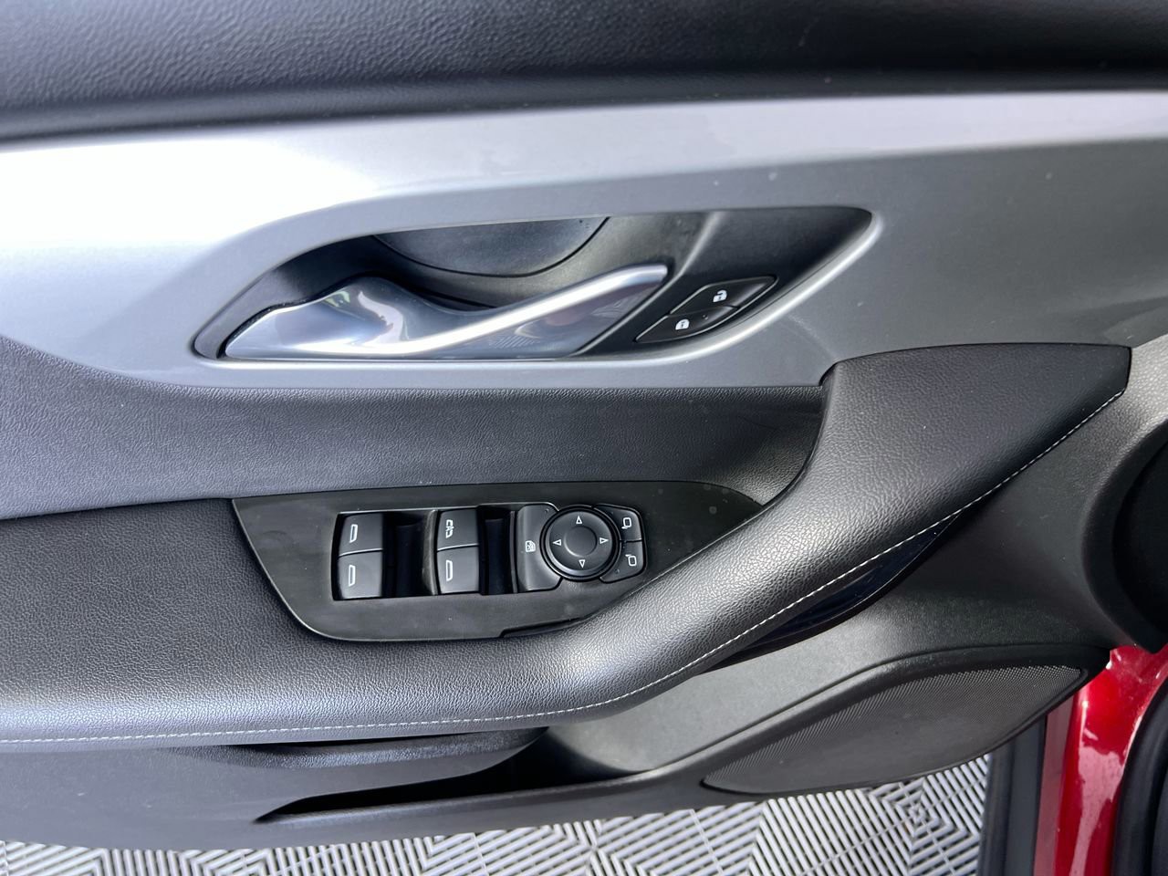 2021 Chevrolet Blazer — photo 14 view