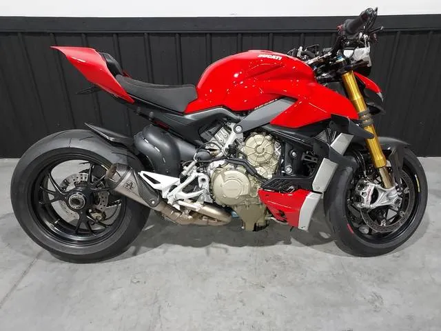2020 Ducati SFV4S — front three-quarter view