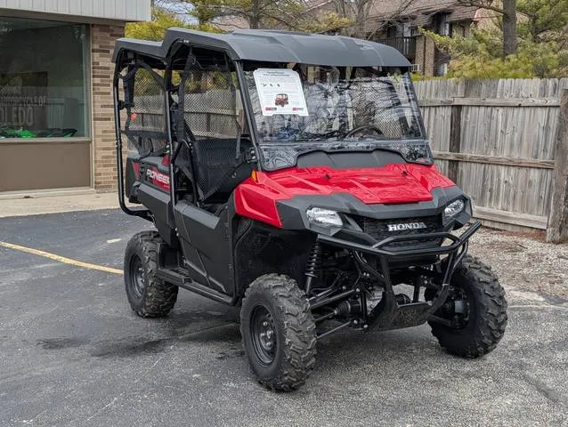 2026 Honda® Pioneer 700-4