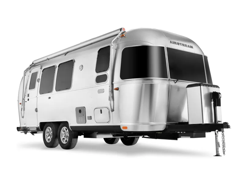 2023 Airstream Flying Cloud — front three-quarter view