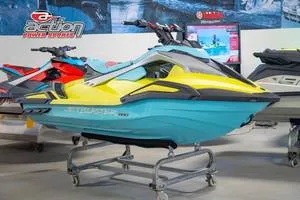 2025 Yamaha Jetblaster PRO 2-Up — front three-quarter view