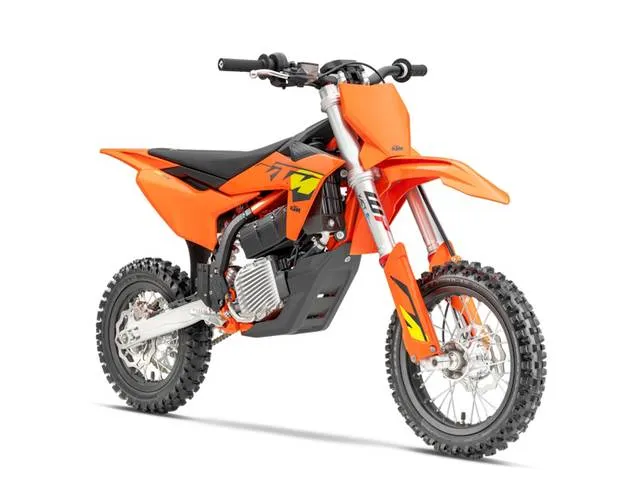 2027 KTM SX-E 5 — front three-quarter view