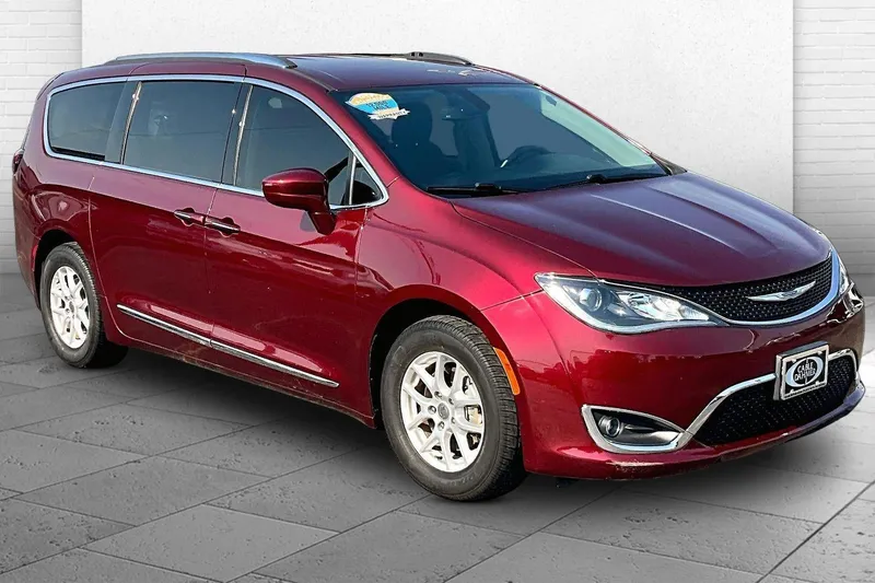 2020 Chrysler Pacifica Touring L in Velvet Red Pearlc — front three-quarter view
