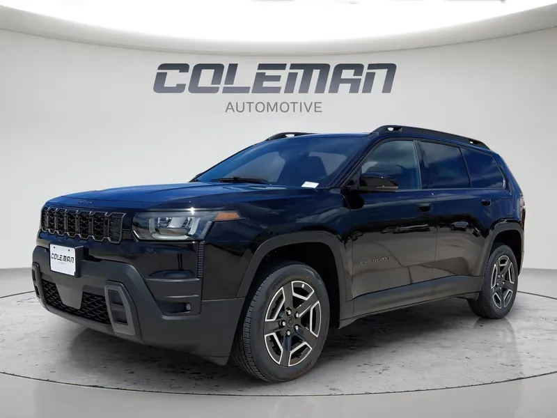 2026 Jeep Cherokee Limited in Diamond Black Crystal Pearl-Coat Exterior Paint — front three-quarter view