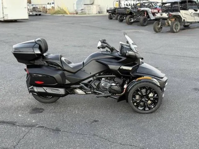 2026 Can-Am® Spyder F3 Limited Dark — front three-quarter view