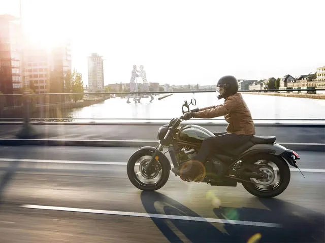2026 Kawasaki Vulcan® S ABS — front three-quarter view