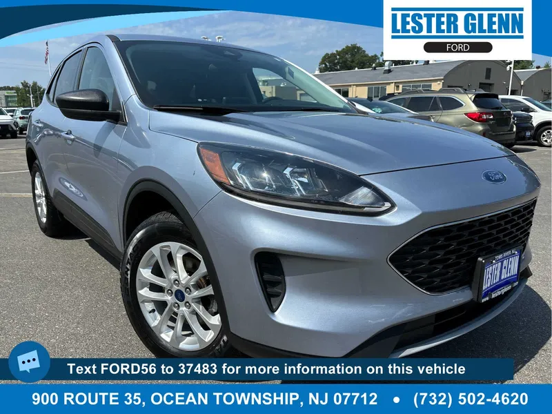 2022 Ford Escape SE in Iced Blue Silver Metallic — front three-quarter view