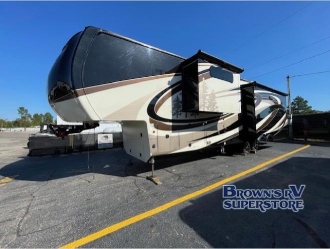 2018 Redwood 3901WB