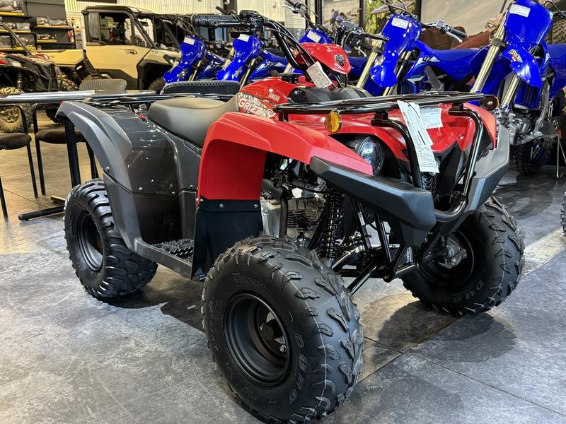 2025 Yamaha Grizzly 110 in GREY METALLIC/RED — front three-quarter view
